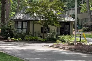 54 Monet Ct NW, Atlanta, GA 30327 - Photo 9