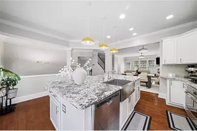 2872 Overlook Way, Atlanta, GA 30324 - Photo 7