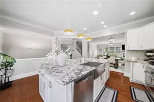 2872 Overlook Way, Atlanta, GA 30324 - Photo 7
