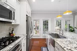 2872 Overlook Way, Atlanta, GA 30324 - Photo 9