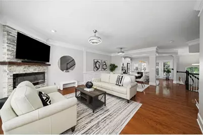 2872 Overlook Way, Atlanta, GA 30324 - Photo 3