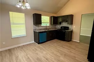 5237 Round Table Dr, Ellenwood, GA 30294 - Photo 5