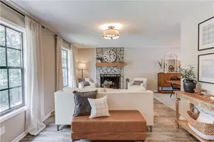 3573 Habersham Ct, Buford, GA 30519 - Photo 11