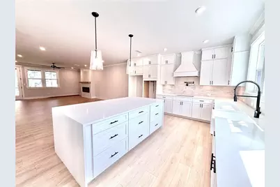 111 Bridgecrest Road, Roswell, GA 30075 - Photo 7