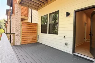 111 Bridgecrest Rd, Roswell, GA 30075 - Photo 25