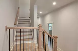 111 Bridgecrest Rd, Roswell, GA 30075 - Photo 15
