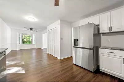 534 Woodcrest Manor Drive, Stone Mountain, GA 30083 - Photo 11