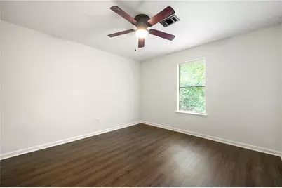 534 Woodcrest Manor Drive, Stone Mountain, GA 30083 - Photo 17