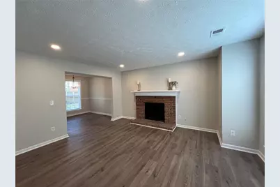 1651 Laurel Creek Circle, Lithonia, GA 30058 - Photo 5