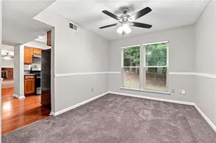 10450 Summer Creek Dr, Johns Creek, GA 30022 - Photo 19