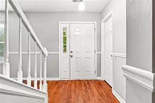 10450 Summer Creek Dr, Johns Creek, GA 30022 - Photo 9