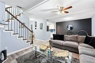 754 Garden View Dr, Stone Mountain, GA 30083 - Photo 7