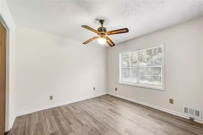 3740 Post Oak Tritt Road, Marietta, GA 30062 - Photo 11