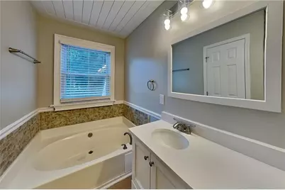 1299 Camborne Court NW, Kennesaw, GA 30152 - Photo 9