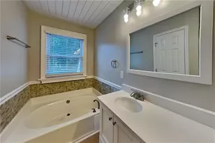 1299 Camborne Ct NW, Kennesaw, GA 30152 - Photo 9