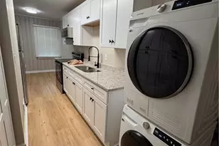 3269 Dodson Dr, East Point, GA 30344 - Photo 5