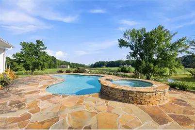329 Willow Lakes Lane, Jefferson, GA 30549 - Photo 5
