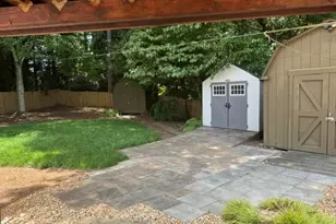 2910 Arden Ridge Dr, Suwanee, GA 30024 - Photo 17