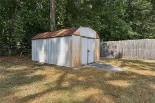 2119 Eastwood Dr, Snellville, GA 30078 - Photo 47