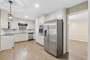 2119 Eastwood Dr, Snellville, GA 30078 - Photo 17