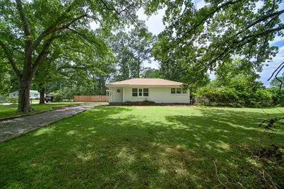 127 Plymouth Road NW, Rome, GA 30165 - Photo 1