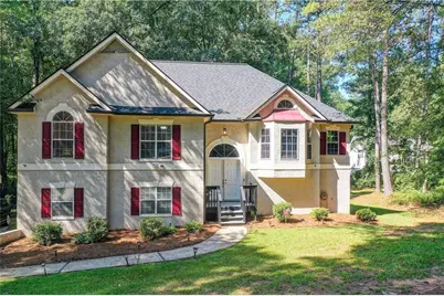 56 Montpelier Place, Sharpsburg, GA 30277 - Photo 1