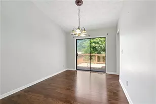 2571 Wildflower Ln, Lawrenceville, GA 30044 - Photo 7
