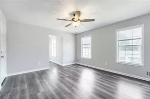 1410 Willow Bend Dr, Snellville, GA 30078 - Photo 17