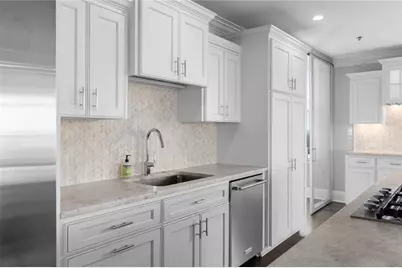 2881 Peachtree Road NE #2103, Atlanta, GA 30305 - Photo 17