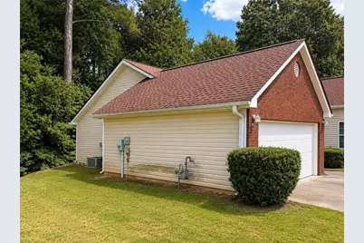 10200 Commons Crossing, Jonesboro, GA 30238 - Photo 5