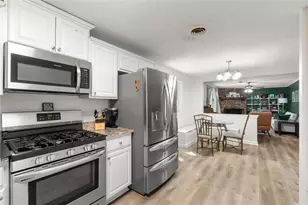 3705 Somerset Dr SW, Marietta, GA 30064 - Photo 11