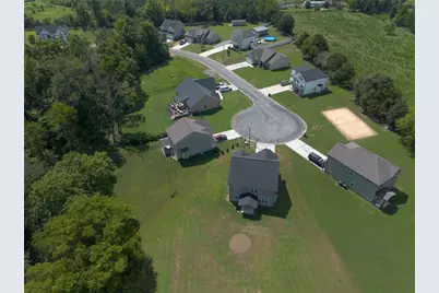 327 Larkspur Drive SW, Calhoun, GA 30701 - Photo 9