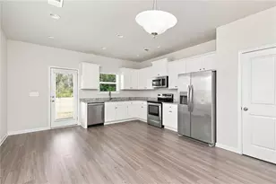 212 Venture Dr, Jackson, GA 30233 - Photo 3