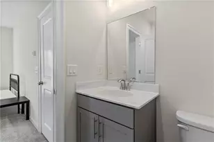 2076 Holtz Ln, Atlanta, GA 30318 - Photo 11