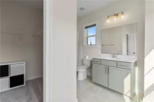 2076 Holtz Ln, Atlanta, GA 30318 - Photo 27