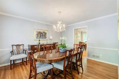 635 Winding Creek Court, Sandy Springs, GA 30328 - Photo 3
