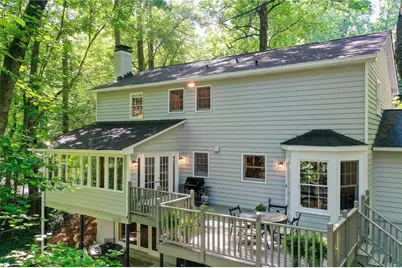 635 Winding Creek Court, Sandy Springs, GA 30328 - Photo 19