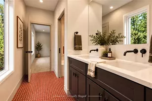 1434 Meadowcreek Ln, Dunwoody, GA 30338 - Photo 43