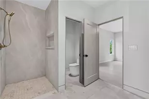 1434 Meadowcreek Ln, Dunwoody, GA 30338 - Photo 57
