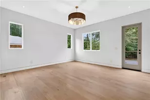 1434 Meadowcreek Ln, Dunwoody, GA 30338 - Photo 27