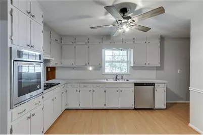 944 Beaver Ruin Road NW, Lilburn, GA 30047 - Photo 13