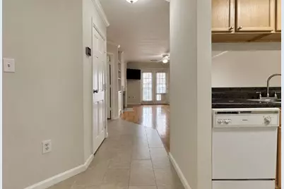 3655 Habersham Road NE #131, Atlanta, GA 30305 - Photo 5