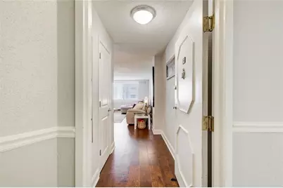 2479 Peachtree Road NE #304, Atlanta, GA 30305 - Photo 3