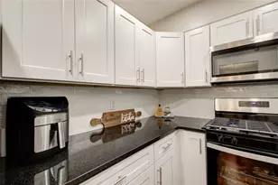 2479 Peachtree Rd NE, Atlanta, GA 30305 - Photo 11