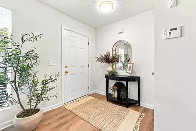 5735 Strathmoor Manor Circle, Lithonia, GA 30058 - Photo 3