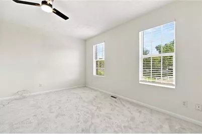 5735 Strathmoor Manor Circle, Lithonia, GA 30058 - Photo 11