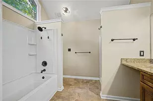 204 Spring Cir, Stockbridge, GA 30281 - Photo 17