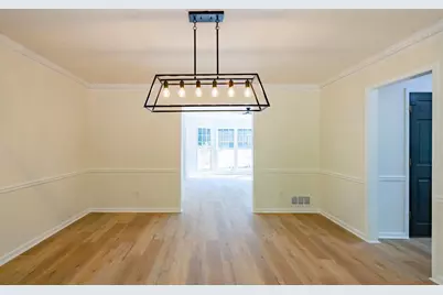 1720 Ridgefield Drive, Roswell, GA 30075 - Photo 11