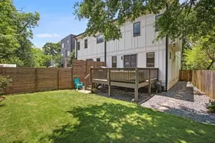 129 Holiday Ave, Atlanta, GA 30307 - Photo 25