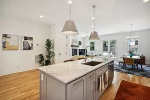 129 Holiday Ave, Atlanta, GA 30307 - Photo 7